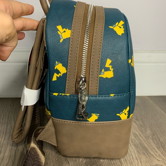 loungefly detective pikachu